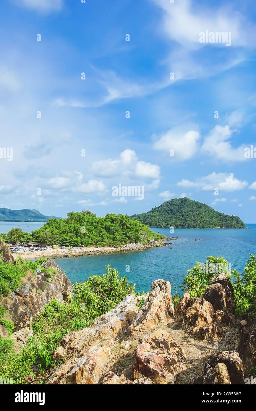 Landschaft am Meer vom Noen Nang Phaya Aussichtspunkt in der Chanthaburi Provinz, Thailand. Stockfoto