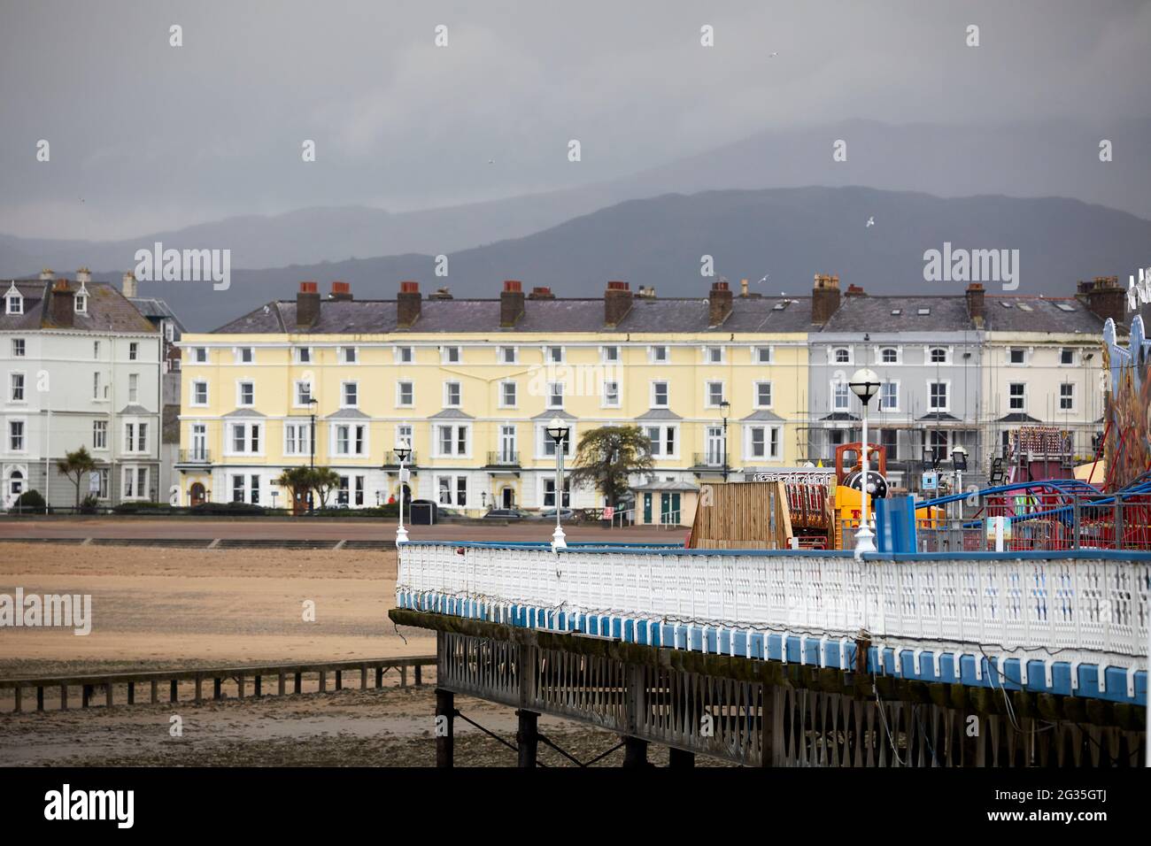 Küstenort Llandudno Nordwales georgianisches Strandpromenade Merrion Hotel Stockfoto
