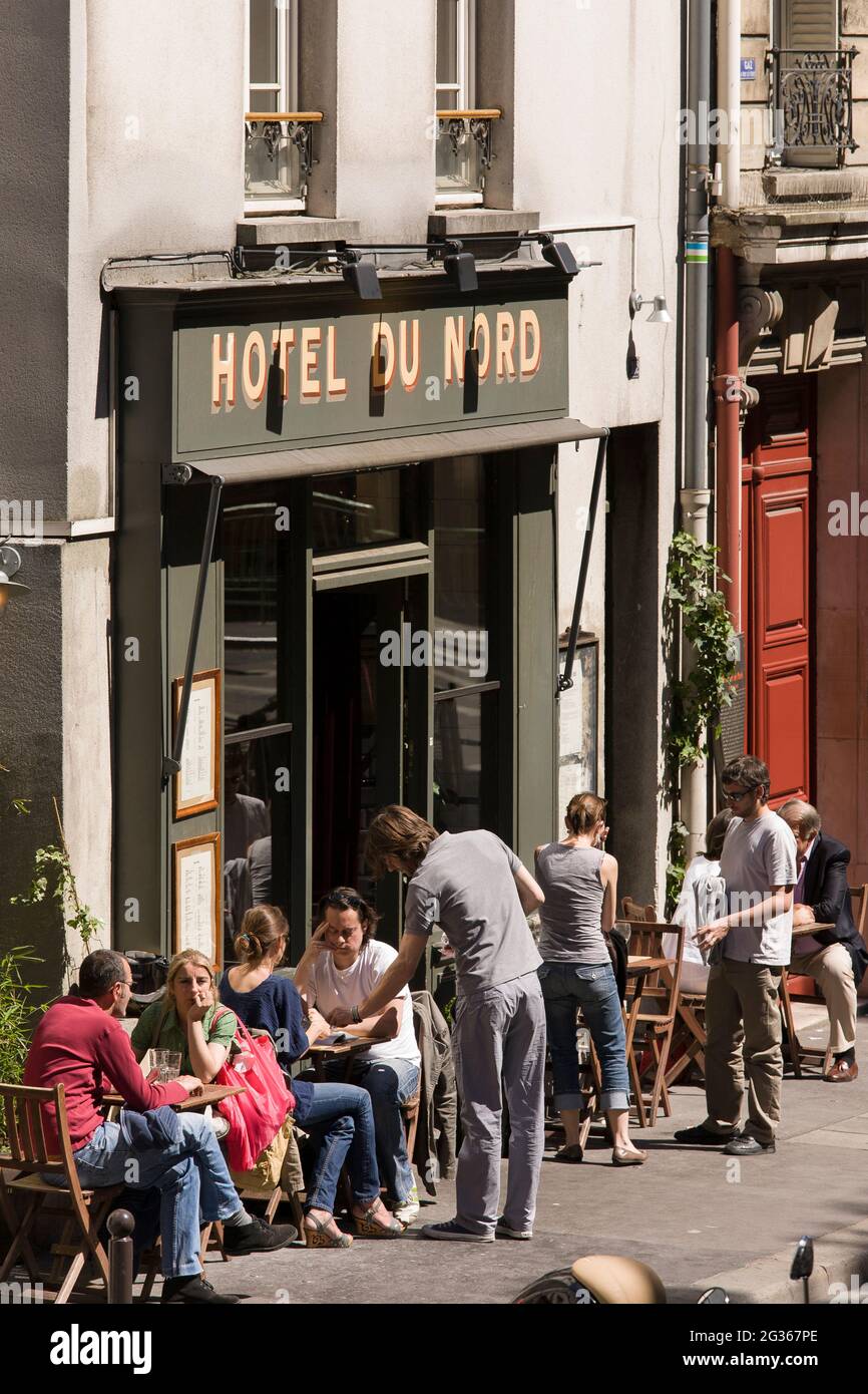 FRANKREICH PARIS (75) 10. BEZIRK, RESTAURANT 'HOTEL DU NORD' DOCK VON JEMMAPES, WATERWAY SAINT MARTIN Stockfoto