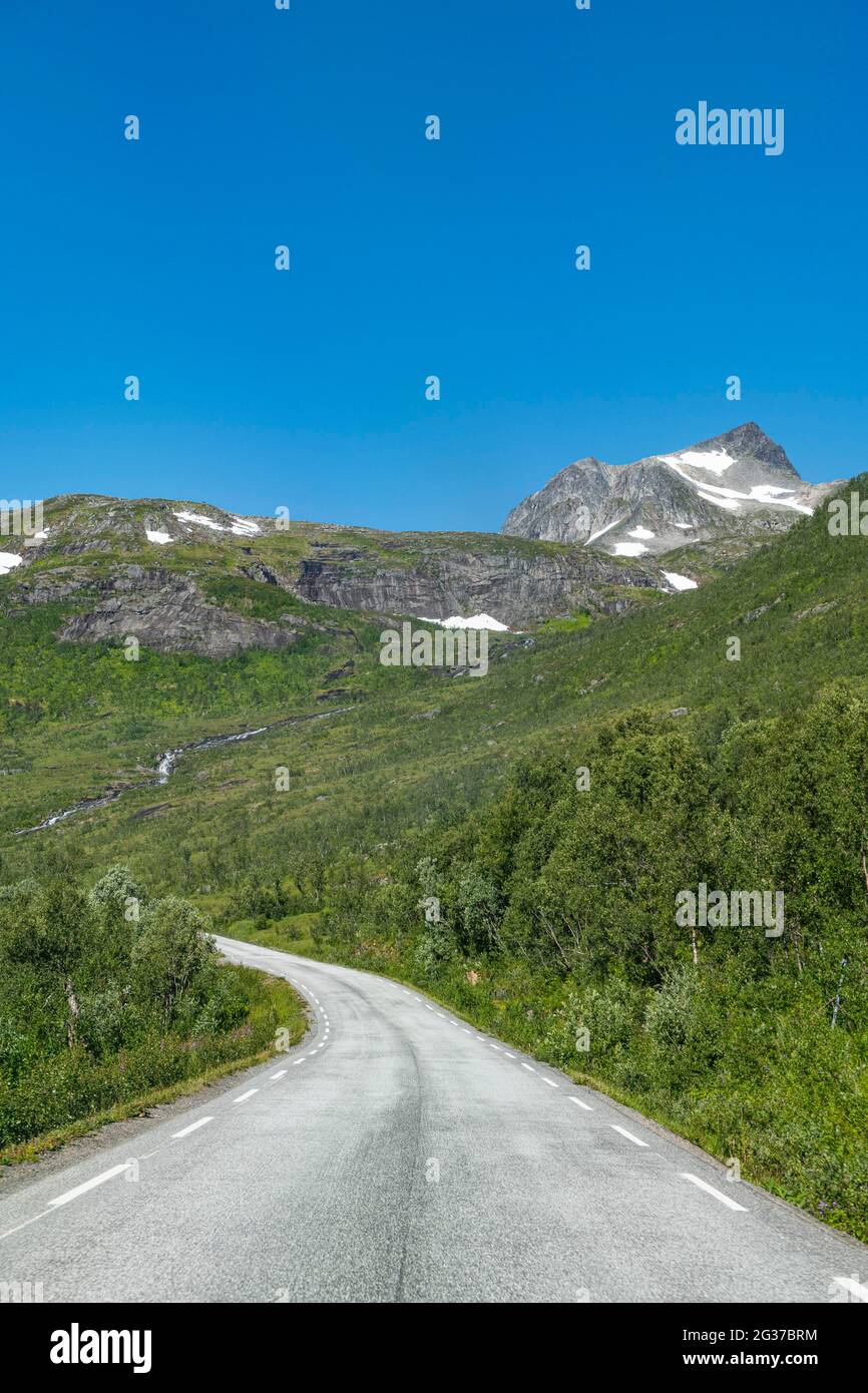 Straße durch Senja, Senja Panoramastraße, Norwegen Stockfoto