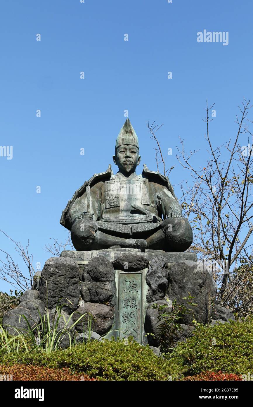 Statue von Minamoto no Yoritomo an Genjiyama Park, Kamakura, Präfektur Kanagawa, Japan Stockfoto
