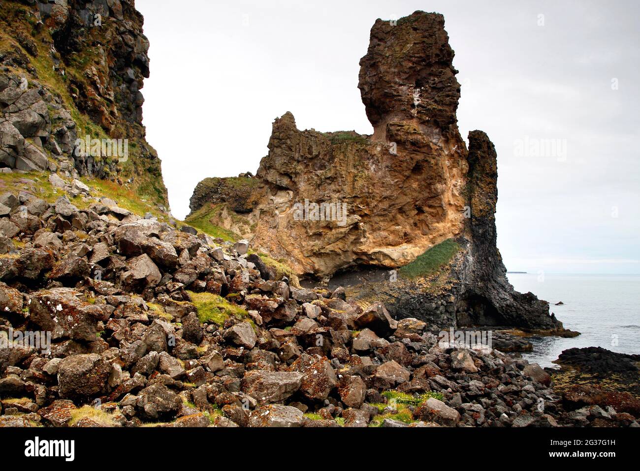 Lavagestein, pufubjarg, Londrangar, Snaefellsnes, Snaefellsnes Halbinsel, westküste, Island Stockfoto