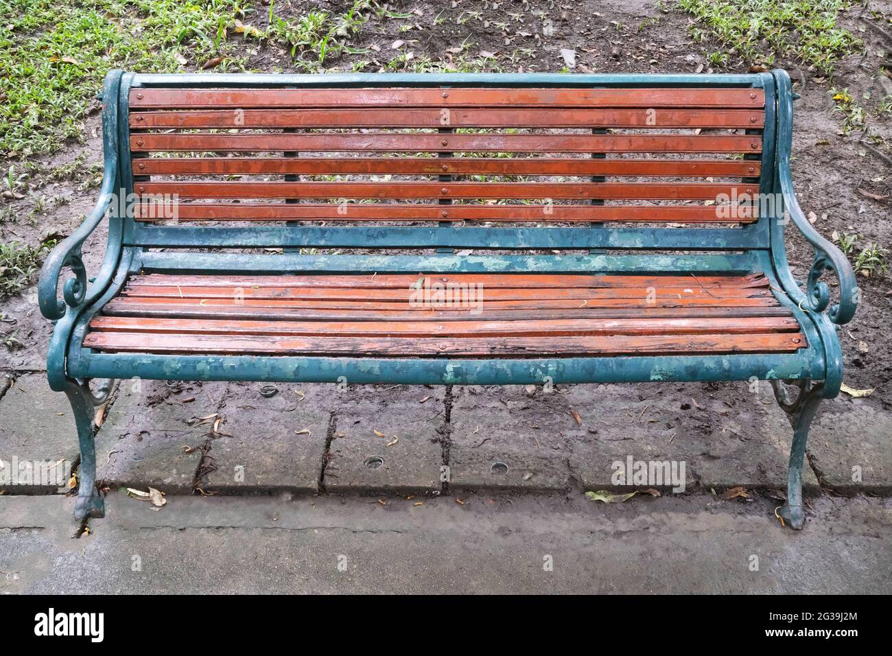 Vintage Bank im Park Stockfoto