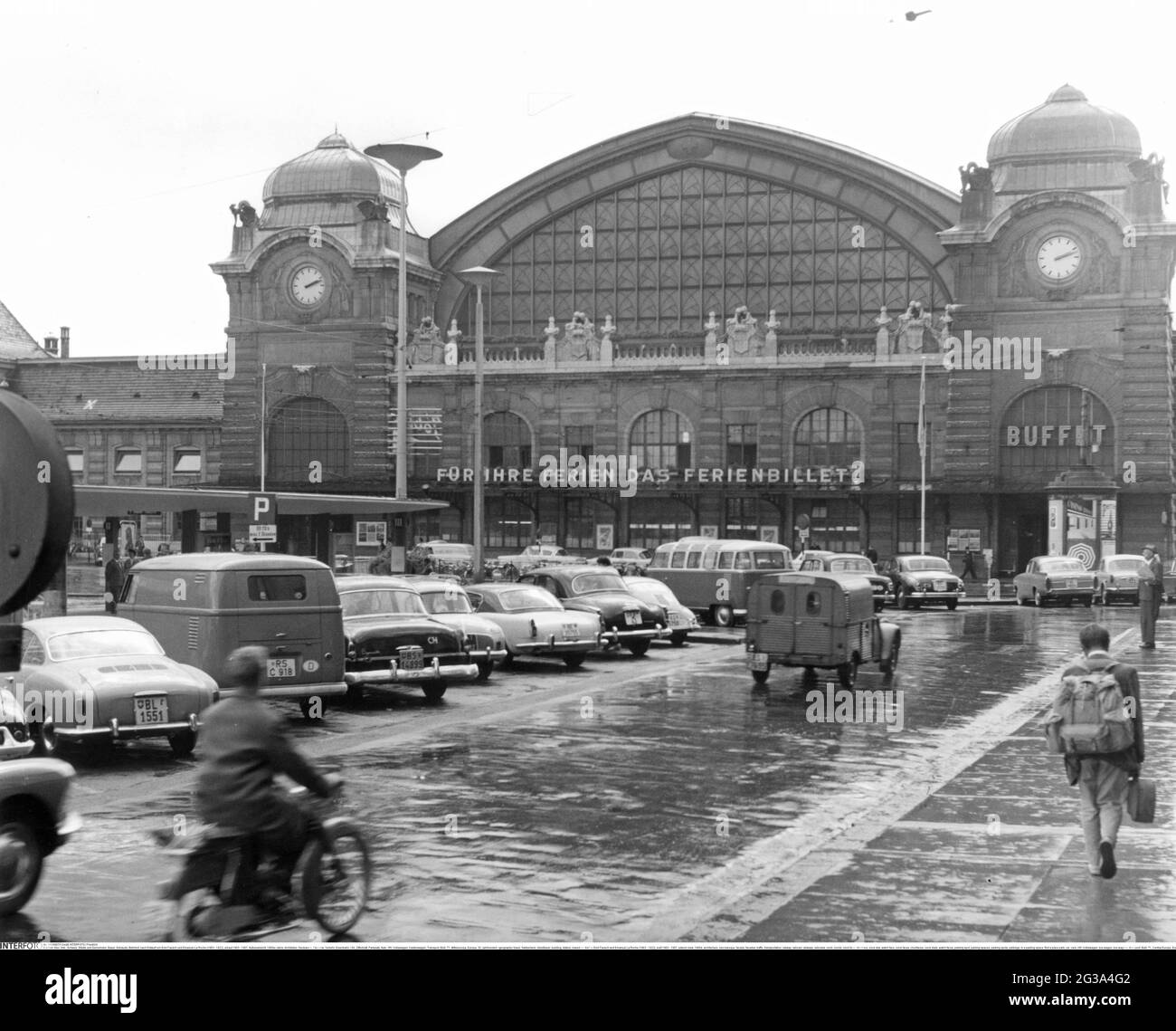 Geographie / Reisen, Schweiz, StädteBasel, Gebäude, Bahnhof, ADDITIONAL-RIGHTS-CLEARANCE-INFO-NOT-AVAILABLE Stockfoto