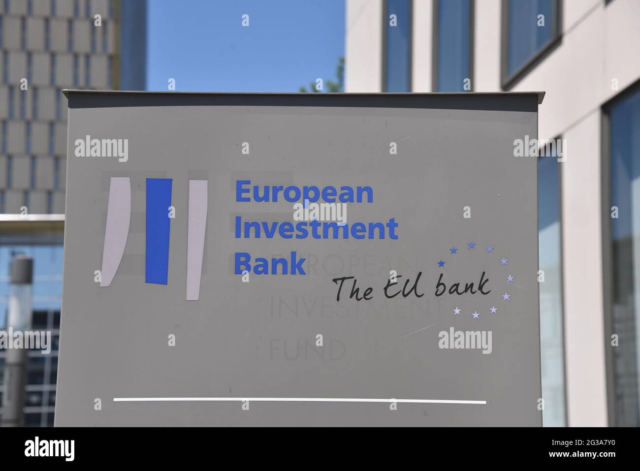 Luxemburg, Luxemburg. Juni 2021. Das Bankgebäude der Europäischen  Investitionsbank EIB-Kredit: Horst Galuschka/dpa/Alamy Live News  Stockfotografie - Alamy