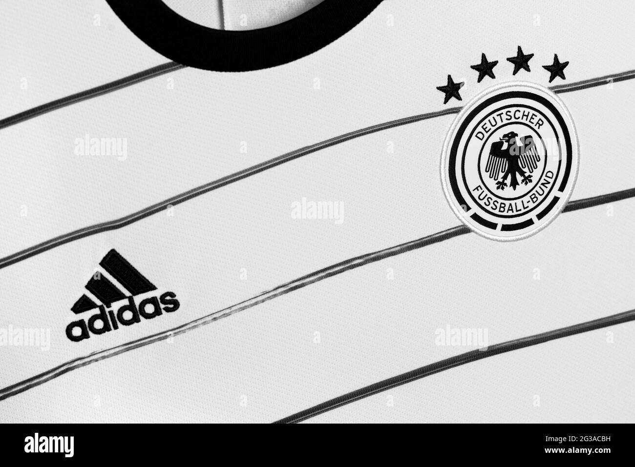 Nahaufnahme des deutschen Fußball-Nationalmannschaftstrikots UEFA Euro 2020. Stockfoto