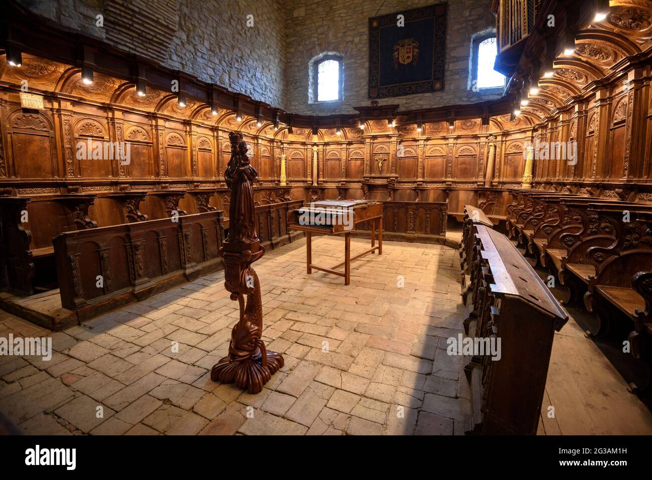 Innenraum der Kathedrale von San Vicente, in Roda de Isábena (Isábena-Tal, Huesca, Aragon, Spanien, Pyrenäen) ESP: Innenraum der Kathedrale von Roda Stockfoto