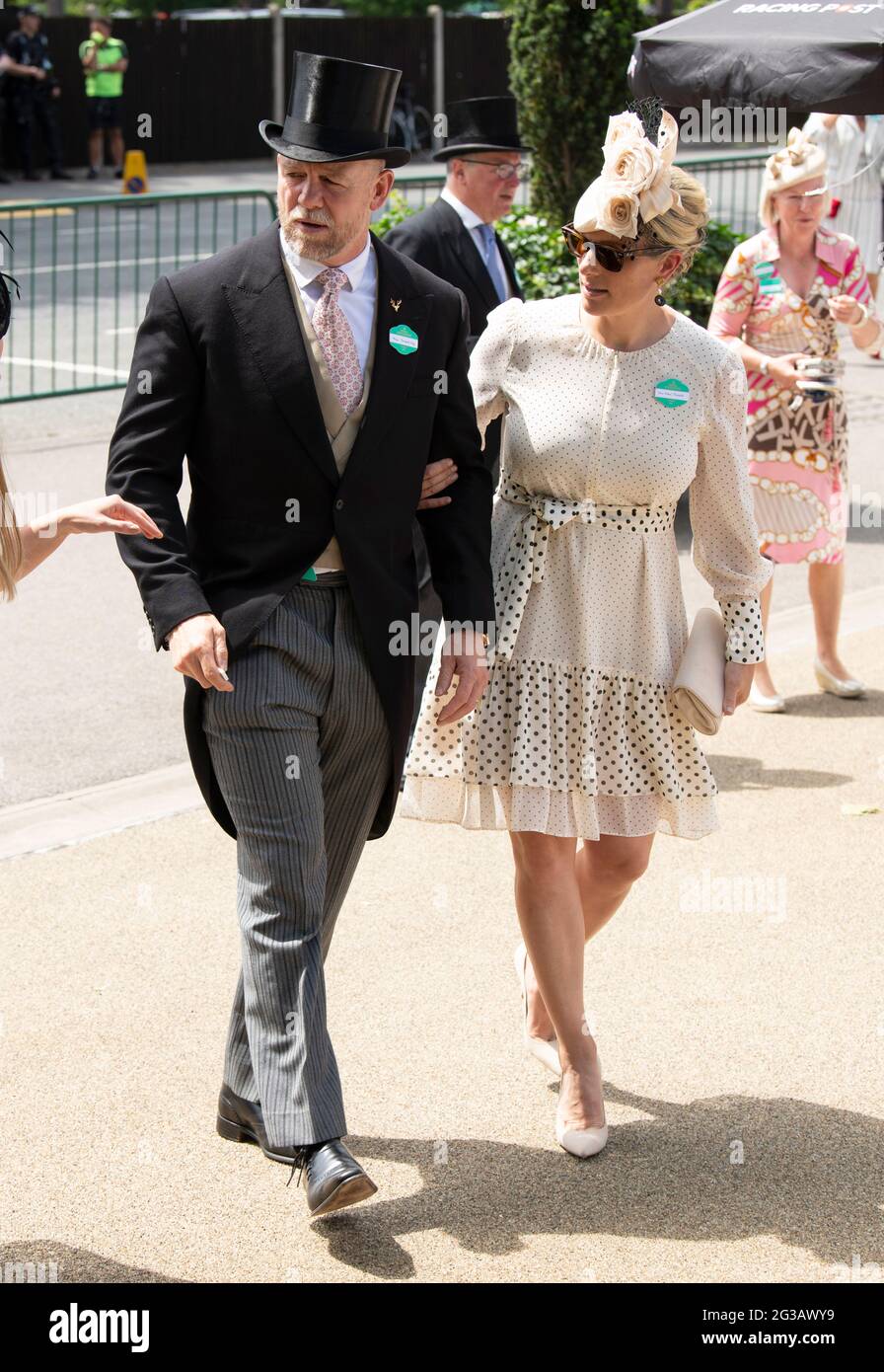 Ascot, Großbritannien, 15. Juni 2021 Zara Phillips und Mike Tindall kommen am Royal Ascot 2021 an. Quelle: Doug Peters/EMPICS/Alamy Live News Stockfoto