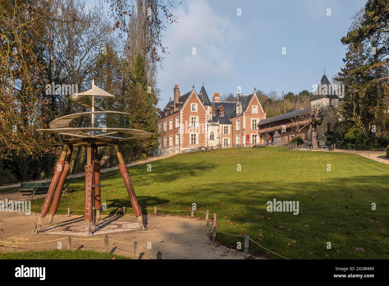 FRANKREICH - LOIRE-TAL - INDRE ET LOIRE (37) - SCHLOSS VON CLOS LUCE : SÜDOSTFASSADE. LEONARDO DA VINCI KOMMT HIER IM JAHR 1516 AN, IM ALTER VON 64 JAHREN Stockfoto