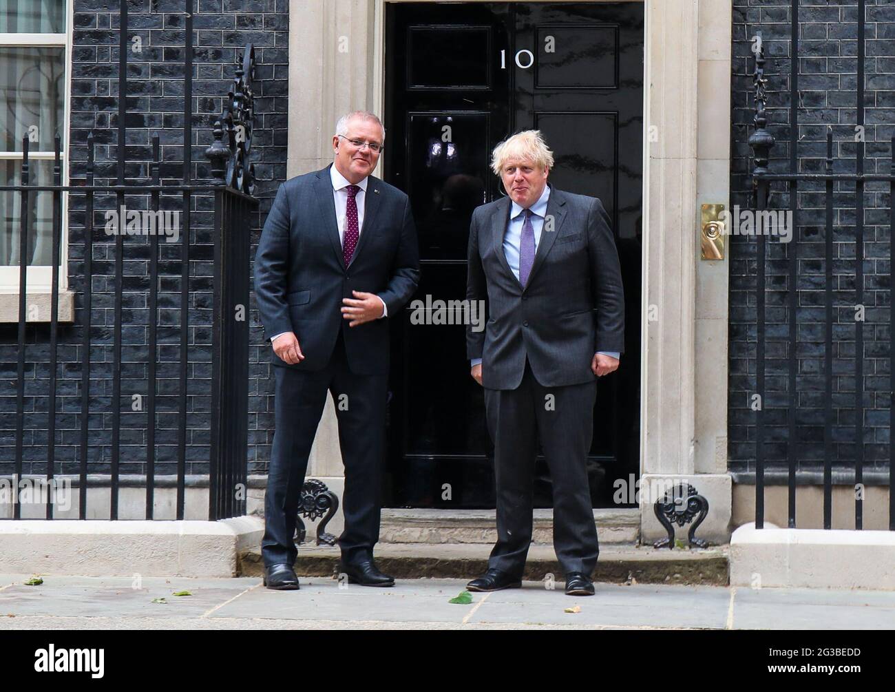 LONDON, ENGLAND, 14 2021. JUNI, begrüßt der britische Premierminister Boris Johnson am Montag, den 14. Juni 2021, den australischen Premierminister Scott Morrison vor der Tür der Downing Street 10, London. (Quelle: Lucy North, Mi News) Stockfoto