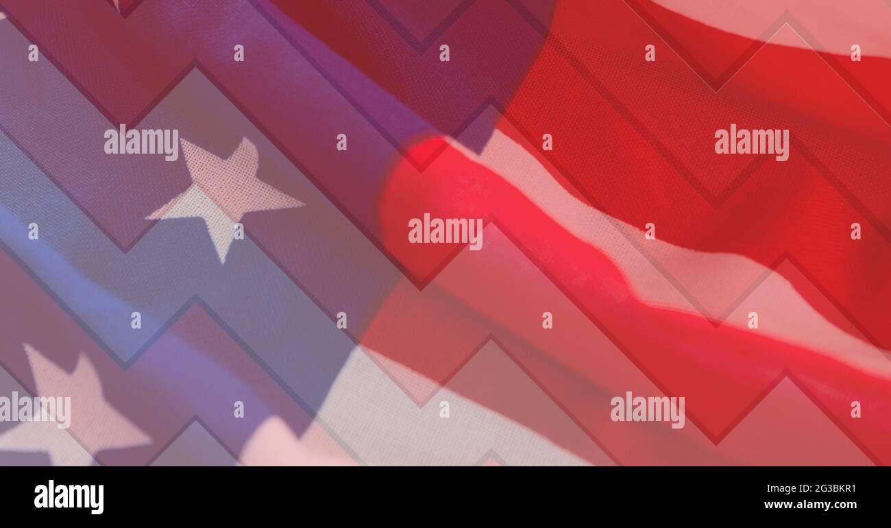 Komposition der amerikanischen Flagge, die über einem geometrischen rot-weißen Zickzackmuster wabert Stockfoto
