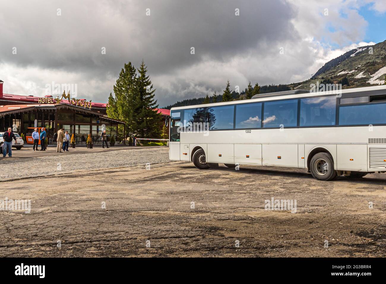 Die letzte Haltestelle des Busses von Sofia ist das Hotel Moreni in Vitosha, Bulgarien Stockfoto