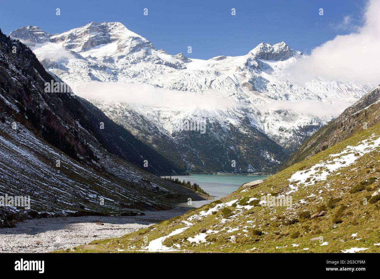 Schöne Aussicht auf den Olperer oberhalb des Schlegeissichersees - Zillertal Alpen - Österreich Stockfoto