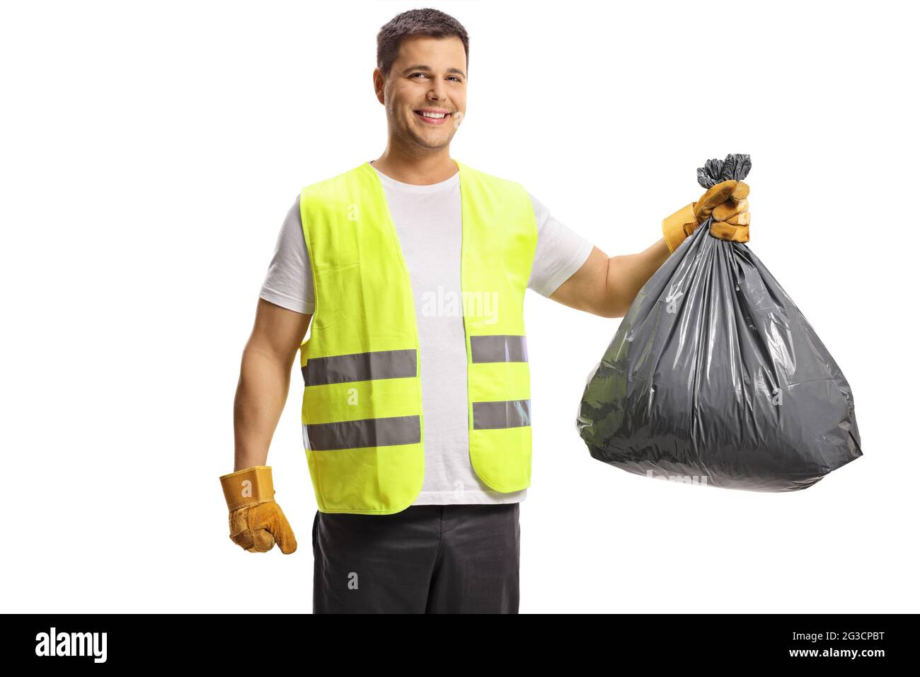 Mann in einer Weste mit einem schwarzen Müllbeutel aus Kunststoff, isoliert auf weißem Hintergrund Stockfoto