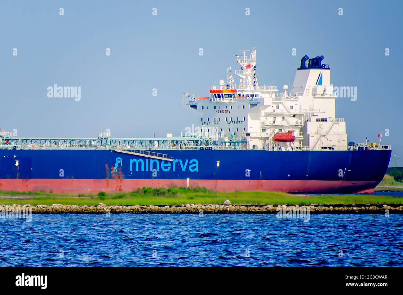 Der Rohöltanker Minerva Coralia wird am 12. Juni 2021 in Pascagoula, Mississippi, angedockt. Minerva Coralia wurde 2017 erbaut. Stockfoto