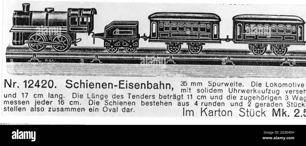 Spielzeug, Spielzeugzug, Dampflokomotive, Tender und zwei Personenwagen, Werbung, Deutschland, 1912, ARTIST'S COPYRIGHT MUSS NICHT FREIGEGEBEN WERDEN Stockfoto