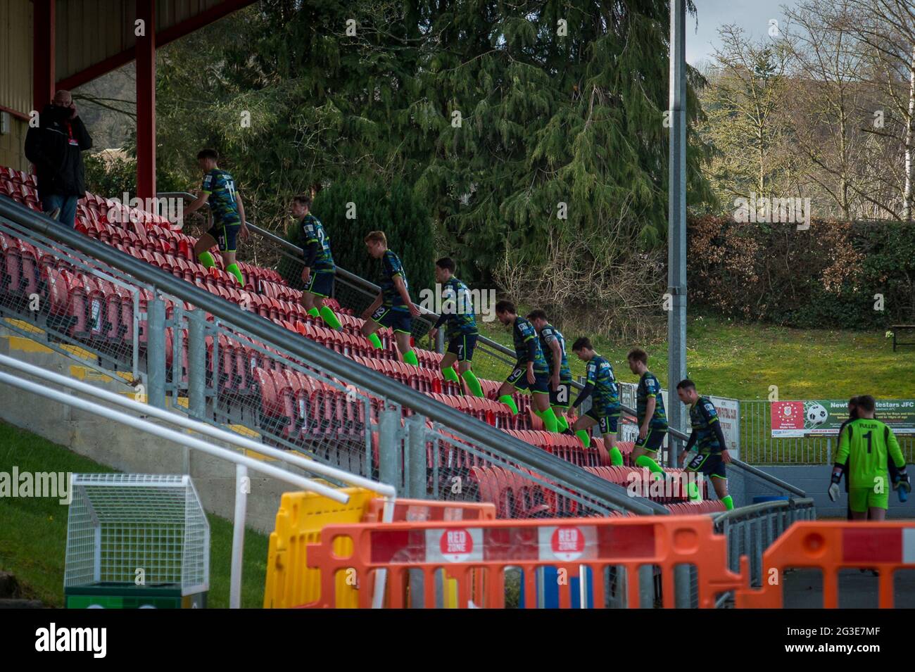 Newtown, Wales 13. März 2021. JD Cymru Premier Match zwischen Newtown AFC und Cardiff Metropolitan University. Stockfoto