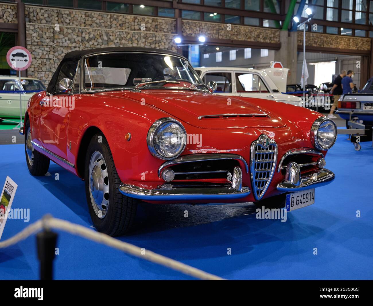 Alfa Romeo Giulia Spider. Retro Malaga 2021, Andalusien, Spanien. Stockfoto