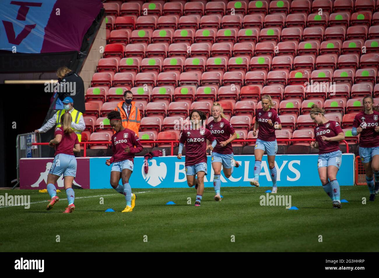 Walsall, England 24. April 2021. Barclays FA Women's Super League-Spiel zwischen Aston Villa Women und Bristol City Women, gespielt im Banks's Stadium. Stockfoto