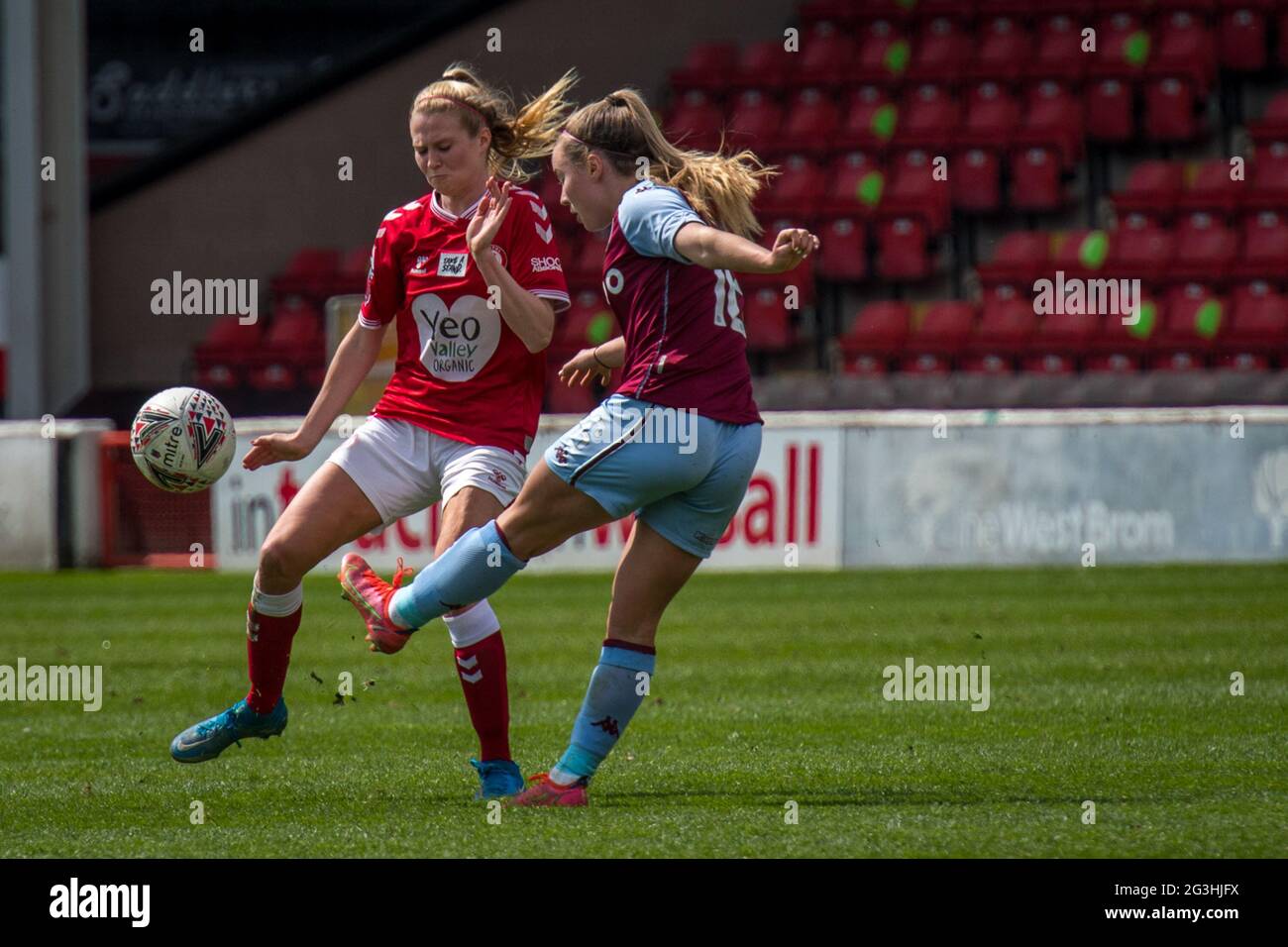 Walsall, England 24. April 2021. Barclays FA Women's Super League-Spiel zwischen Aston Villa Women und Bristol City Women, gespielt im Banks's Stadium. Stockfoto