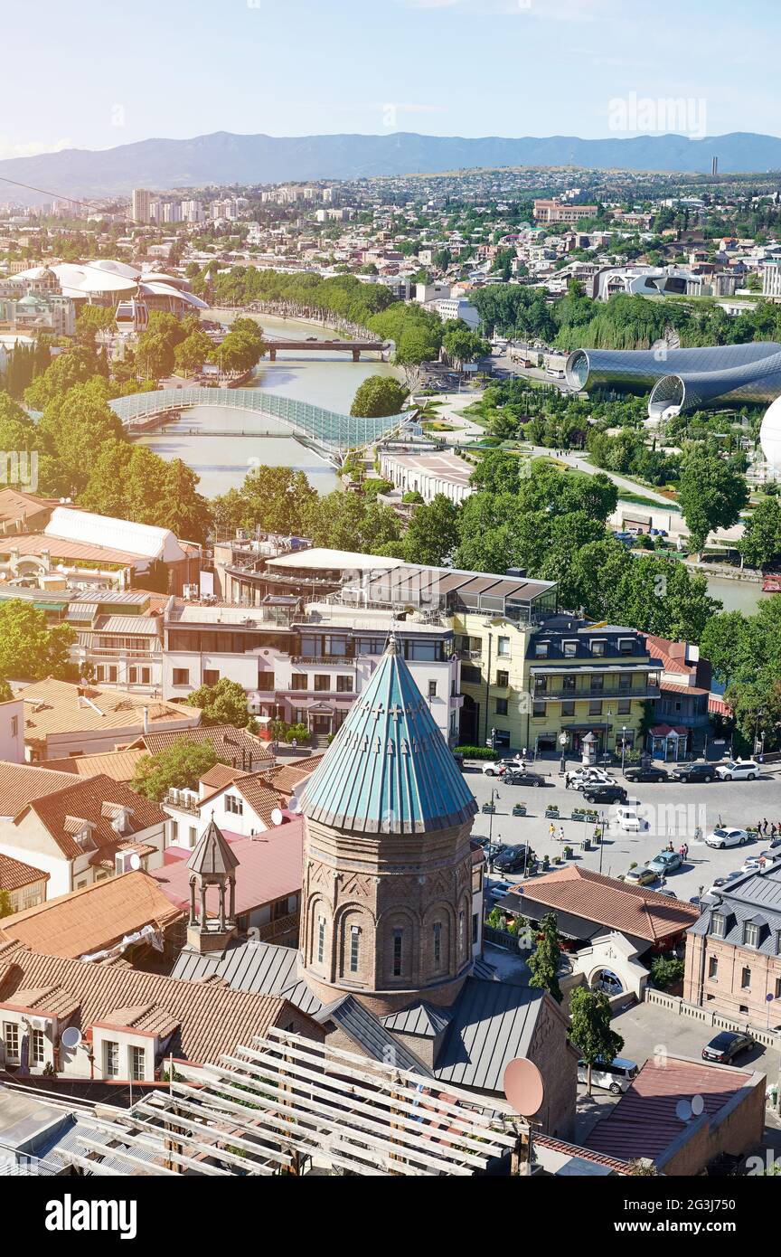 Stadtbild von Zentrum tiflis Stadt Luftbild an hellen sonnigen Tag Stockfoto