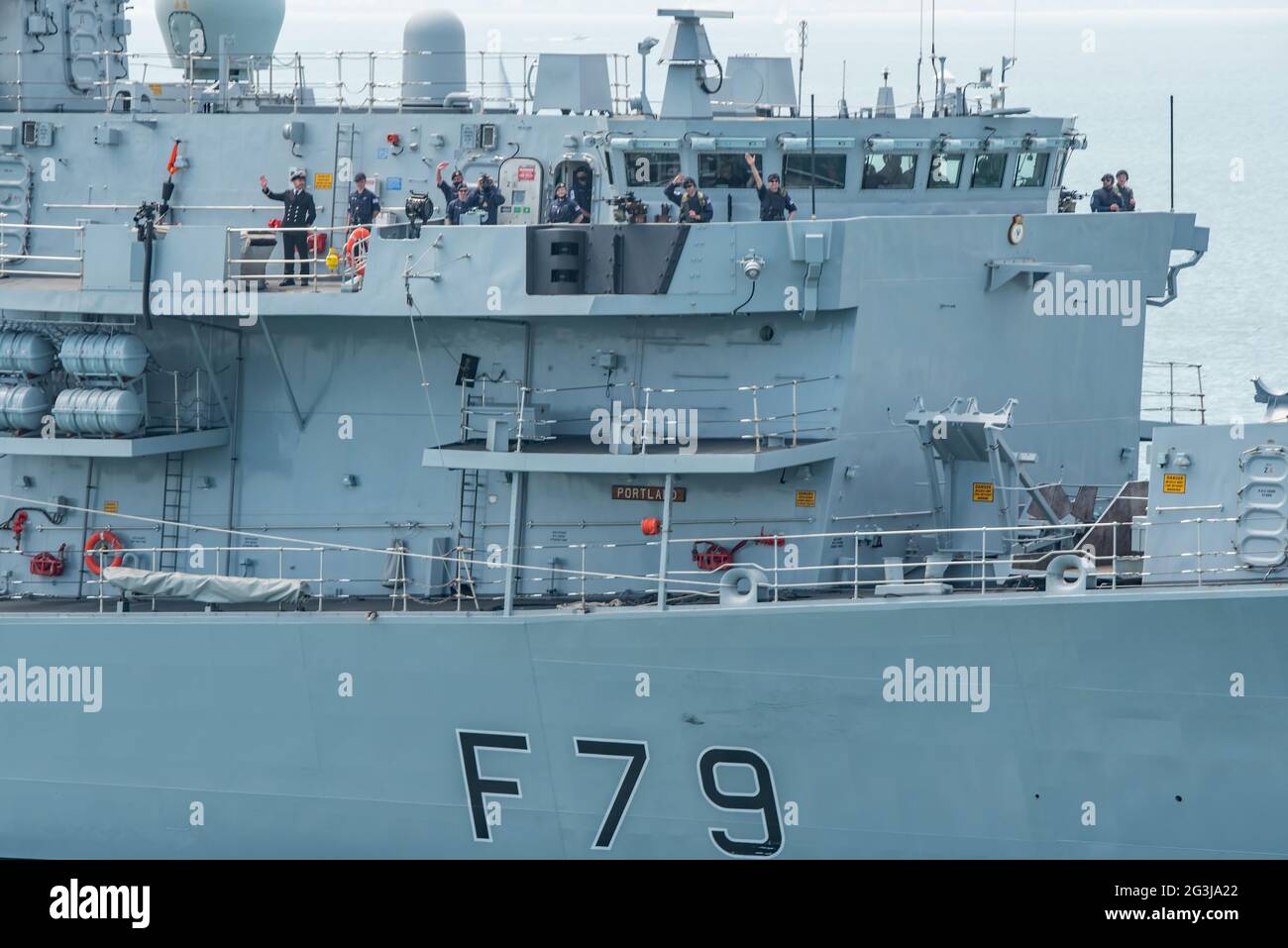 Die Royal Navy Typ 23 Fregatte HMS Portland (F79) kam am 16. Juni 2021 in Portsmouth, Großbritannien, an. Stockfoto