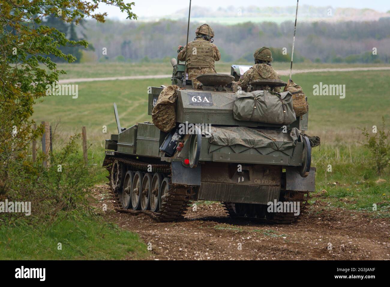 britische Armee FV107 Scimitar gepanzerte getrackte militärische Aufklärungsfahrzeug auf Manöver Salisbury Plain militärisches Trainingsgebiet Stockfoto