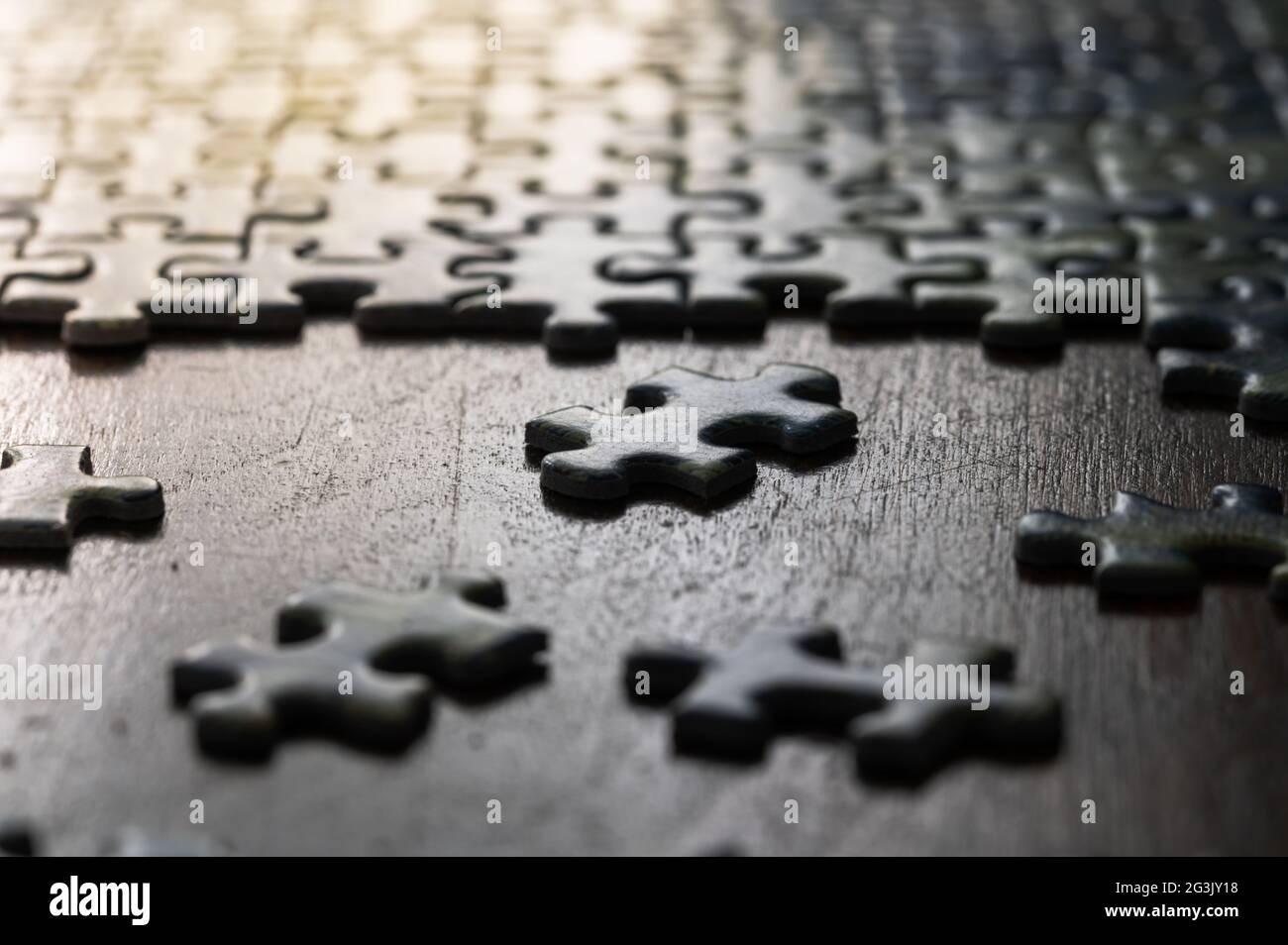 Teilweise abgeschlossen Puzzle in Sun Stockfoto