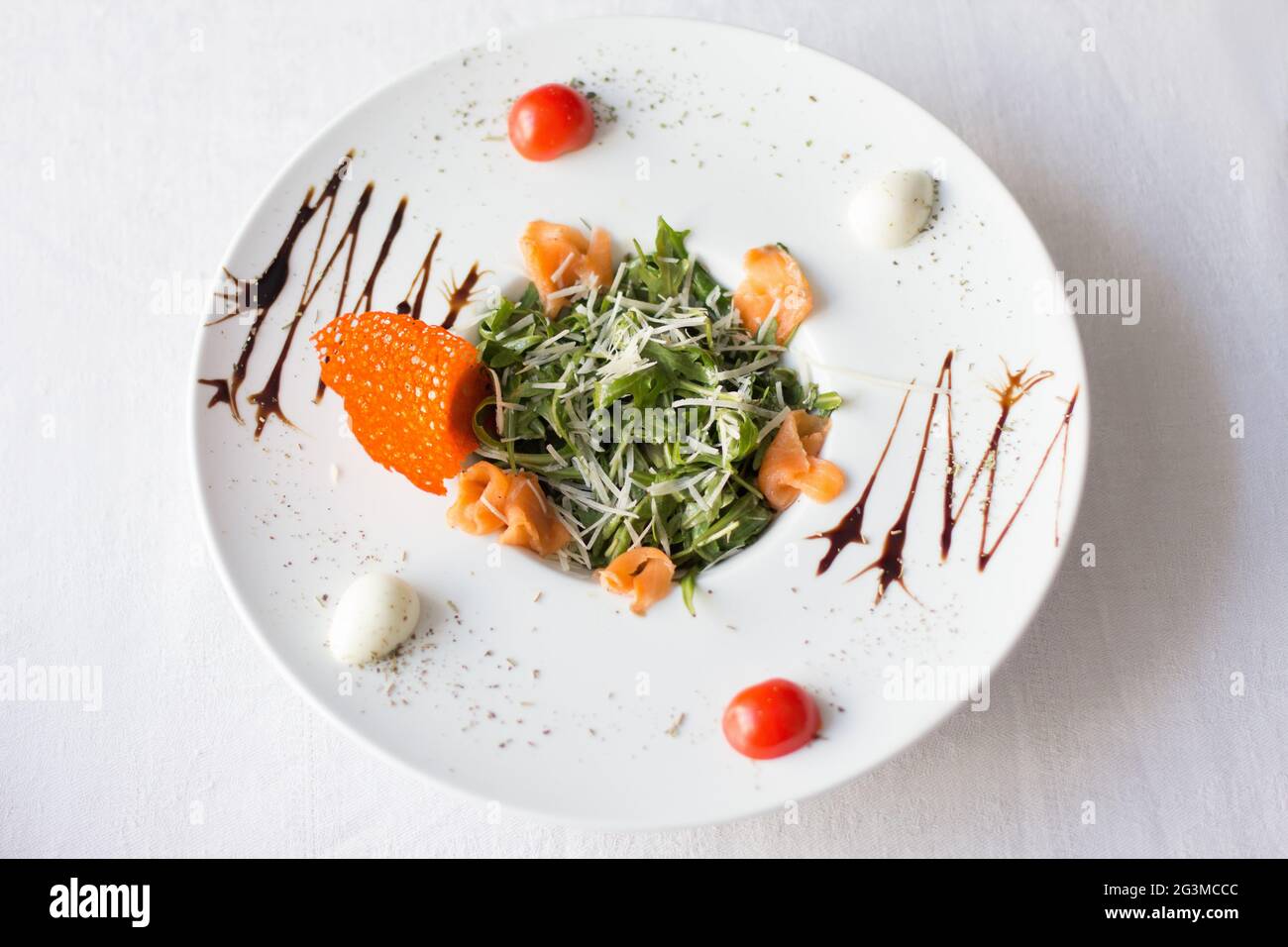 Schön und lecker Essen auf dem Teller Stockfoto