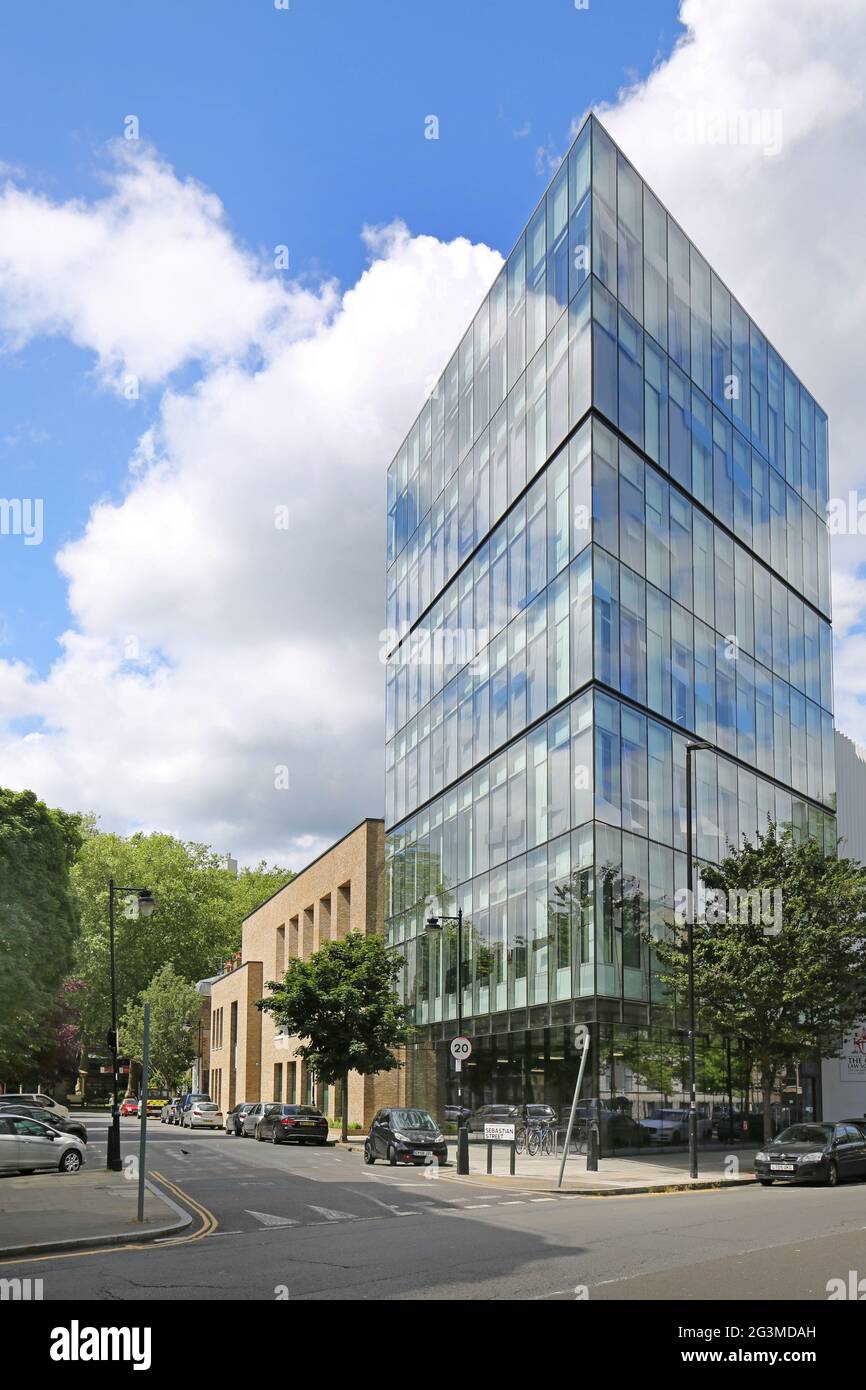 City Law School, London, Großbritannien. Neues Gebäude in der Sebastian Street, Clerkenwell. Entworfen von Wilkinson Eyre Arcitects. Teil der City University of London. Stockfoto