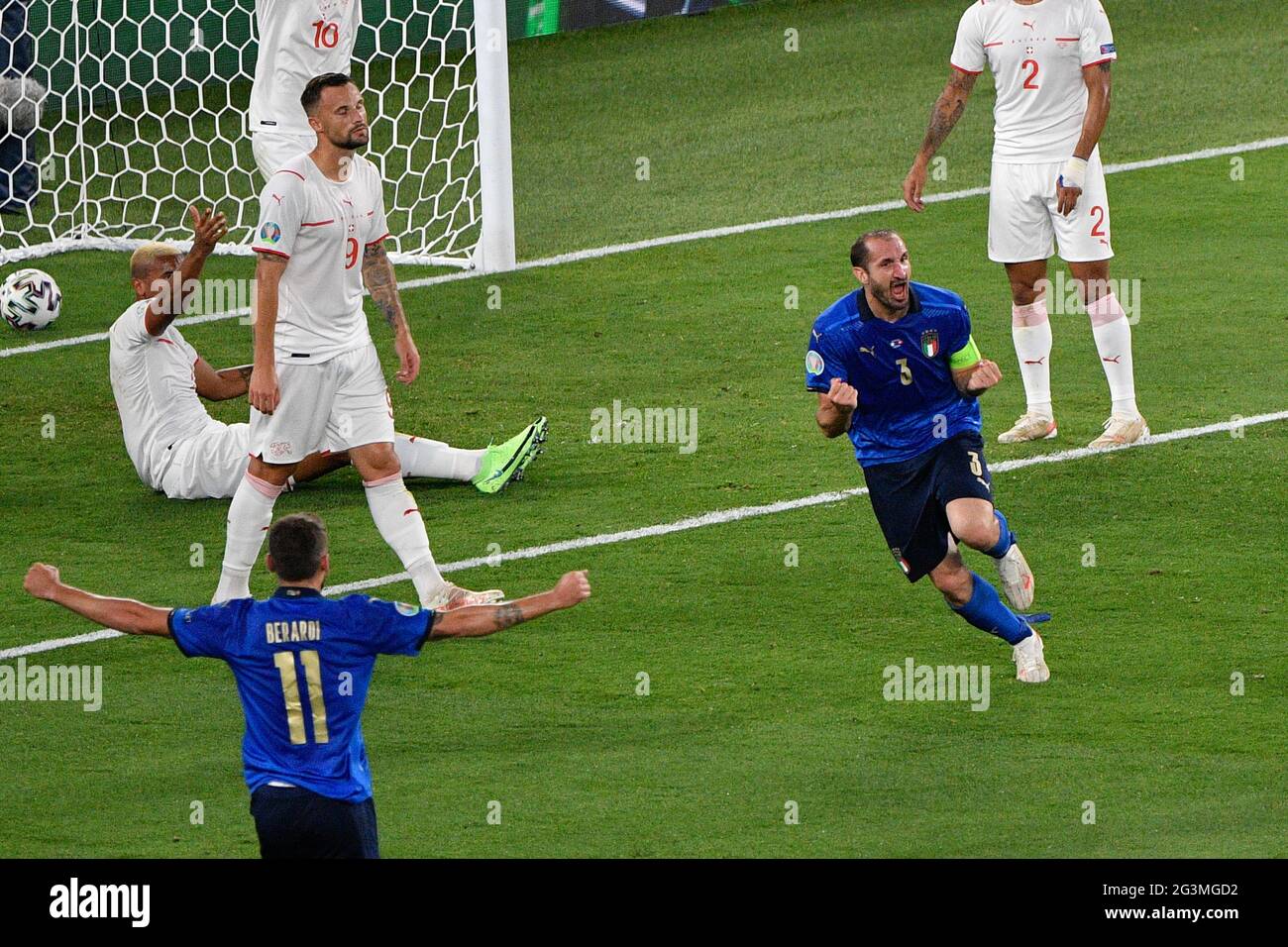 Giorgio Chiellini aus Italien feiert das Tor 1-0, das VAR während der UEFA Euro 2020 Group A - Italy / LM annulliert hat Stockfoto