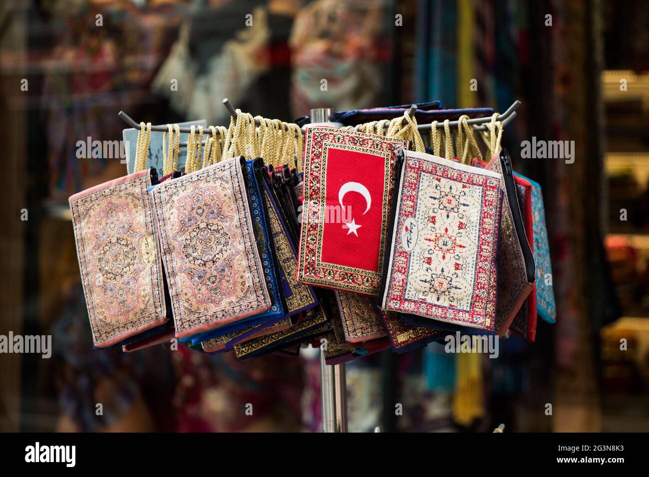 Traditionellen Stil handgefertigte Taschen aus Stoff gewebt Stockfoto