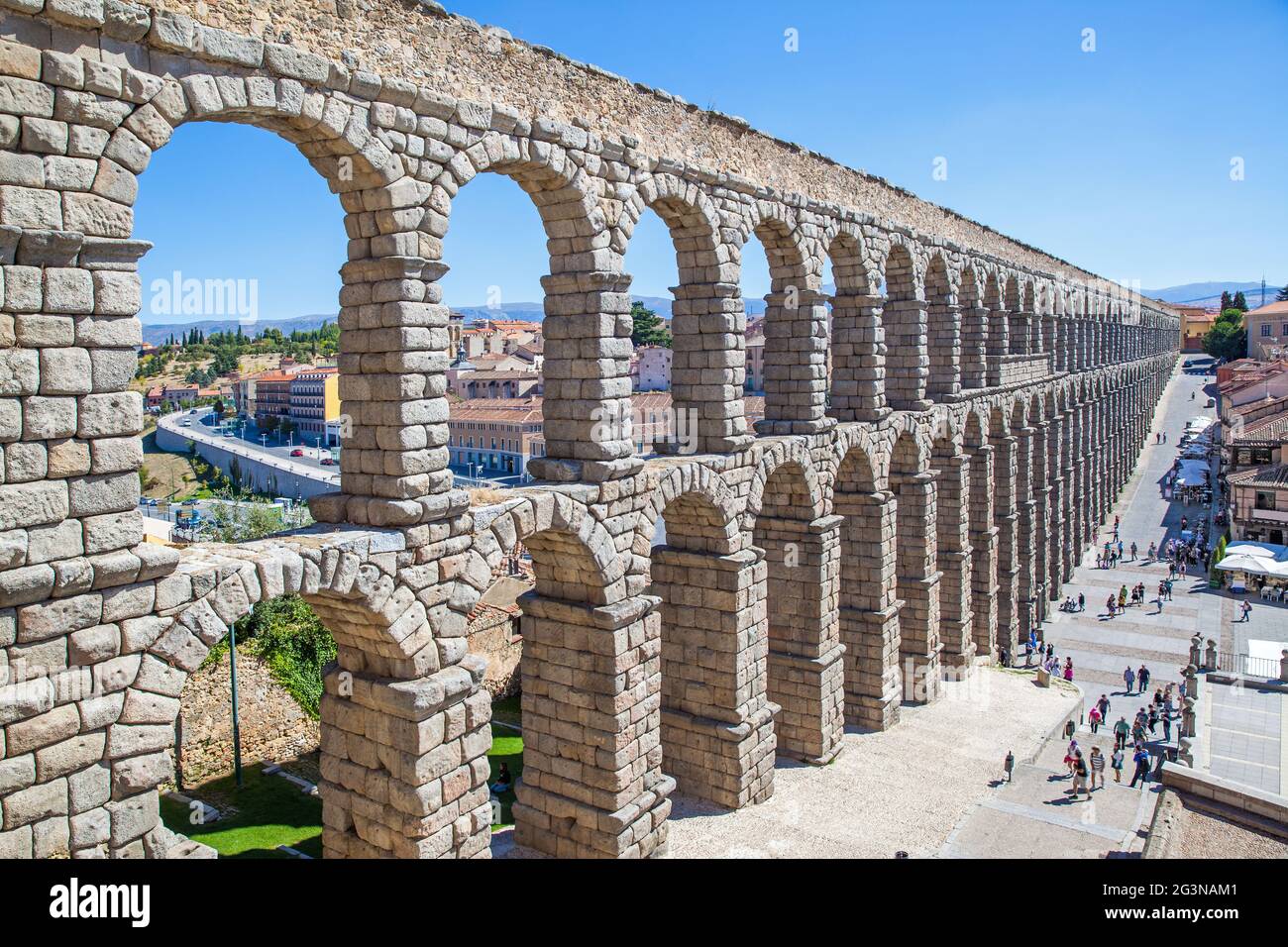 Antikes römisches Aquädukt in Segovia, Spanien. Wahrzeichen, Stadtbild Stockfoto
