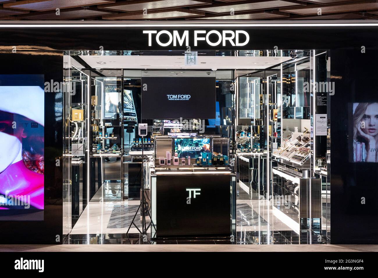 Luxus Marke Tom Ford Store in Hongkong gesehen Stockfotografie - Alamy
