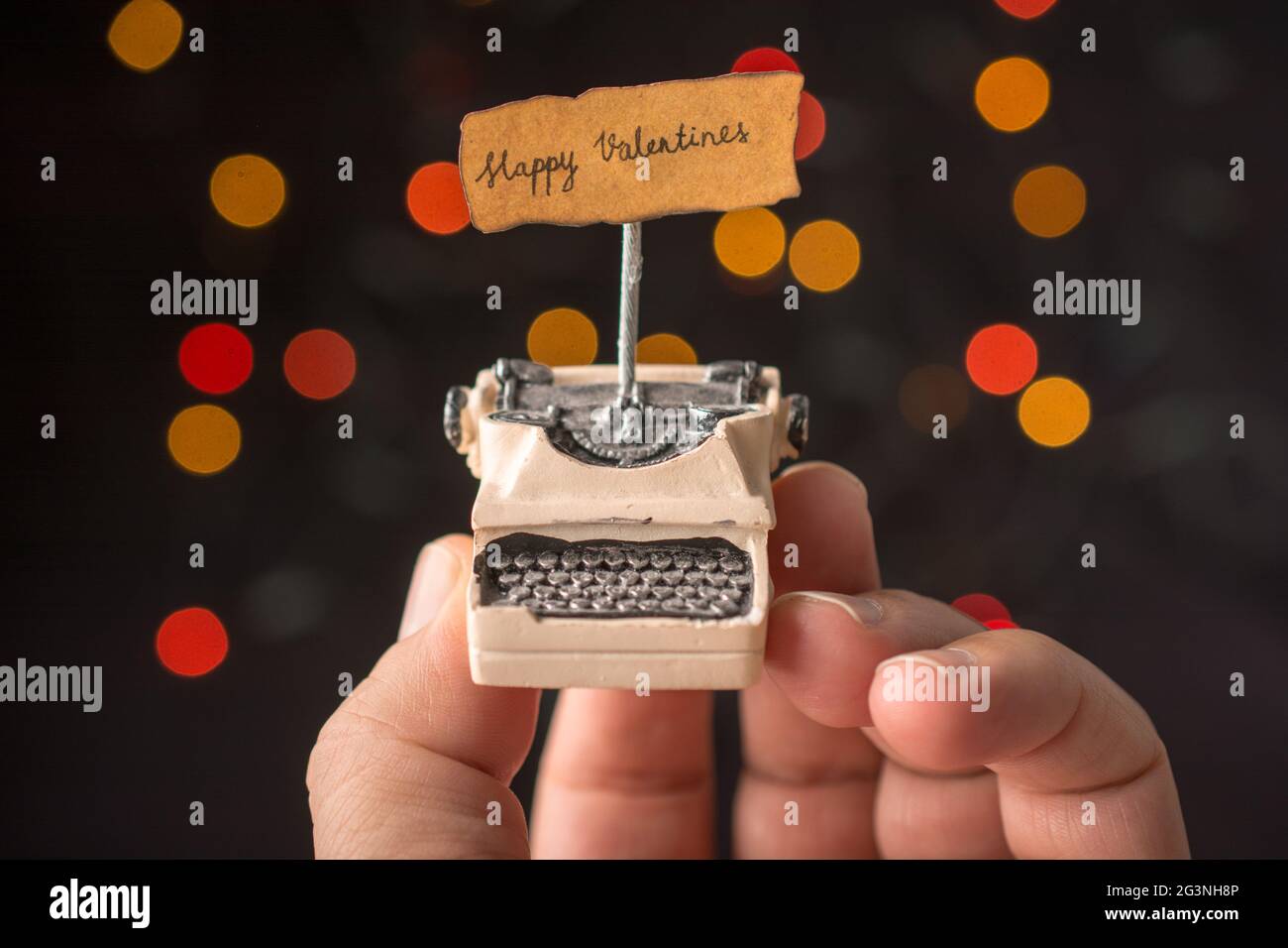 Liebeskonzept zum valentinstag auf Schreibmaschine Stockfoto