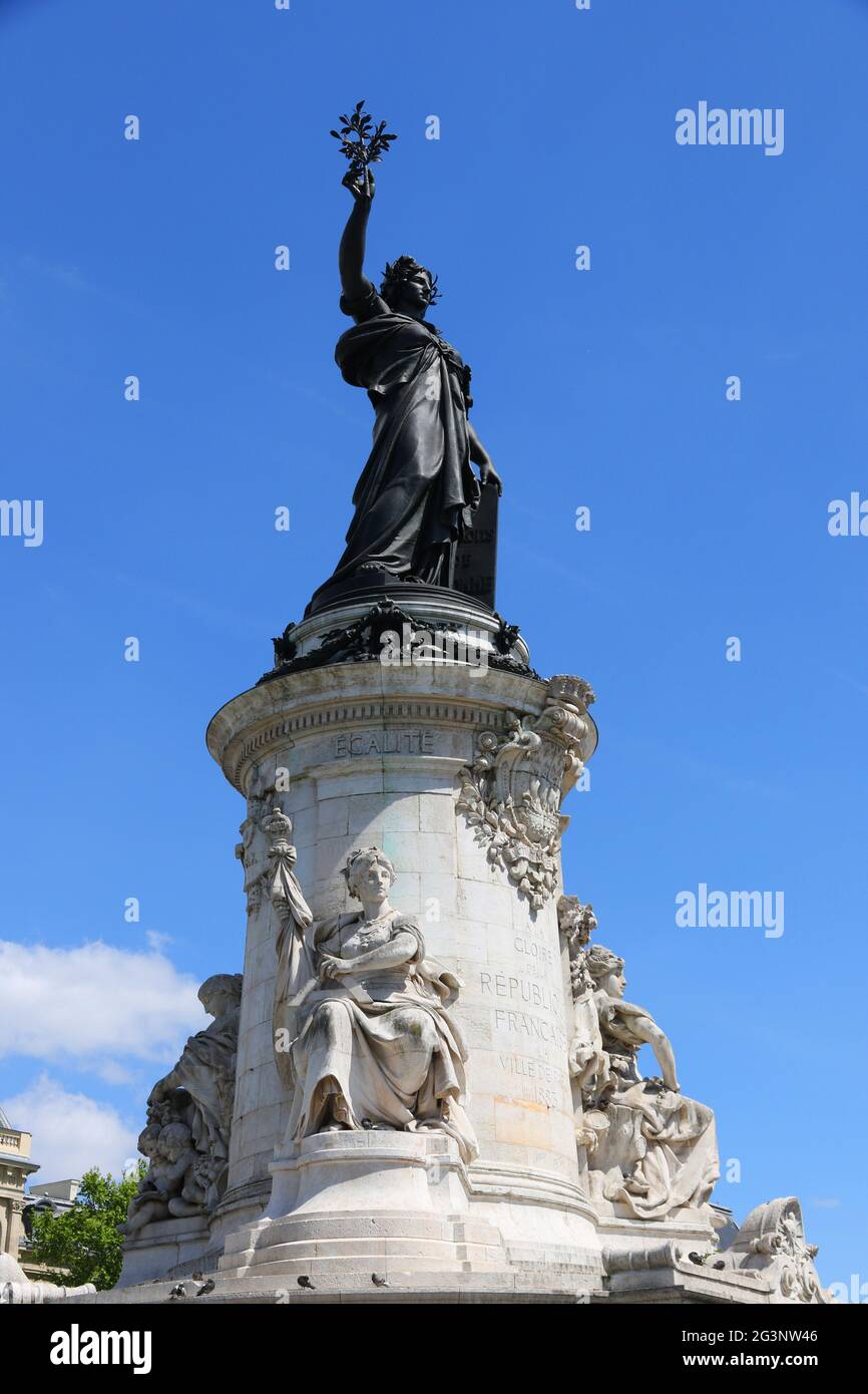 PARIS (75). STATUENORT DER REPUBLIK Stockfoto