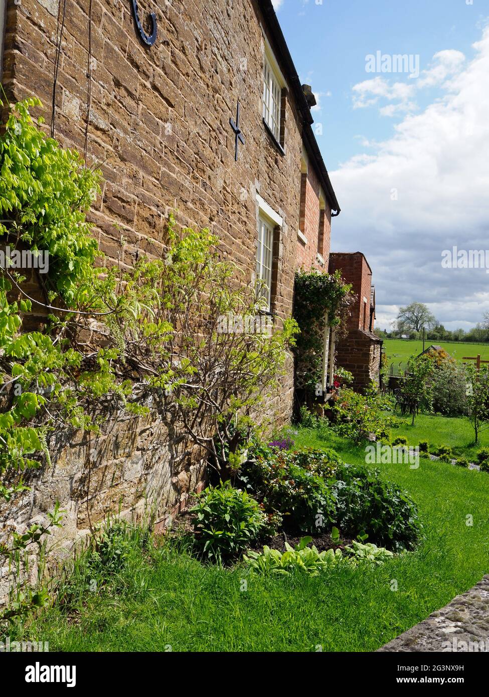Charmante Mischung aus alten Gebäuden in Napton on the Hill Stockfoto