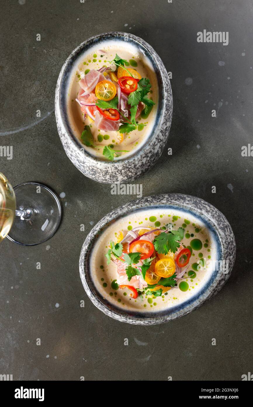 Ponzu soße -Fotos und -Bildmaterial in hoher Auflösung – Alamy