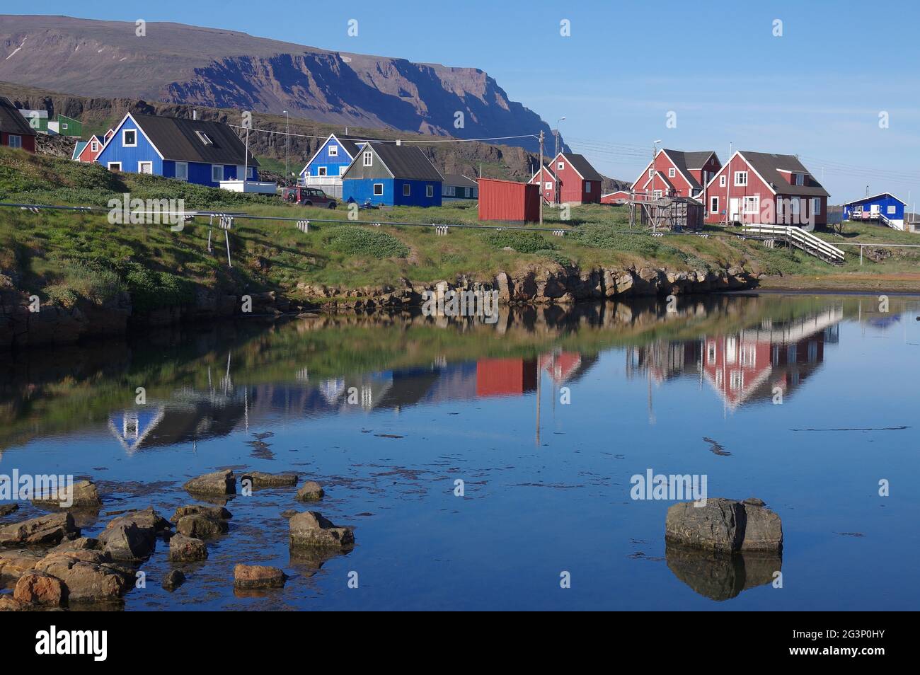 Hölzerne Wohnhäuser auf Qeqertarsuaq Stockfoto