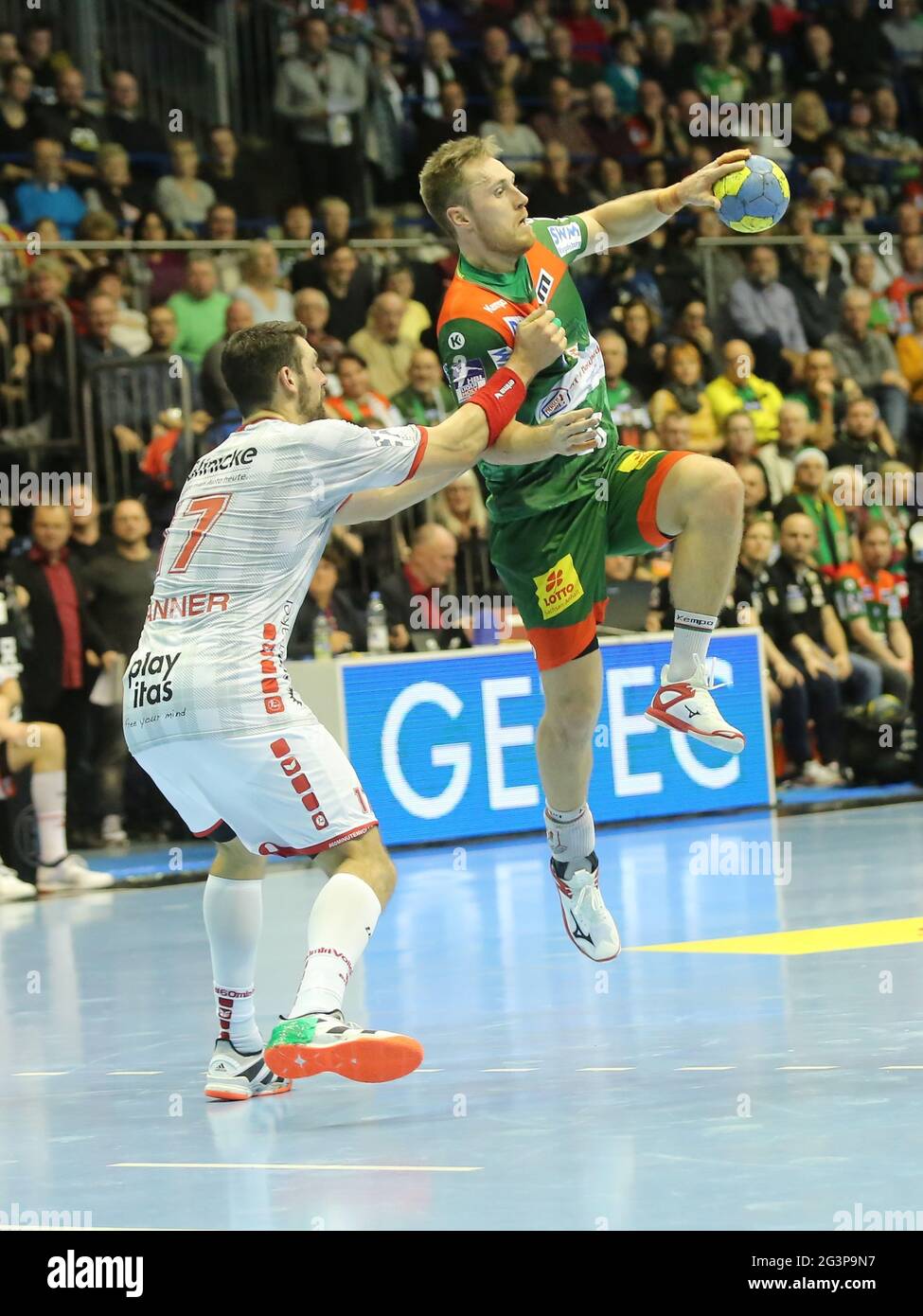 Der schwedische Handballspieler Albin Lagergren SC Magdeburg Liqui Moly HBL Handball Bundesliga Saison 19-20 Stockfoto