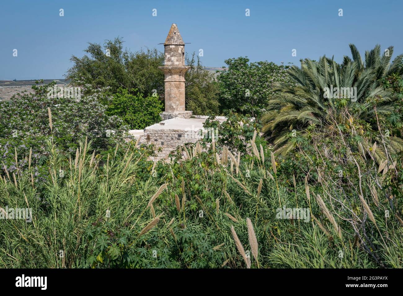 Hittin Village Moschee. Die Moschee ist die einzige vollständige Struktur, die aus dem arabischen Dorf, das wahrscheinlich die kanaanäische Stadt Ziddim war, blieb. Stockfoto