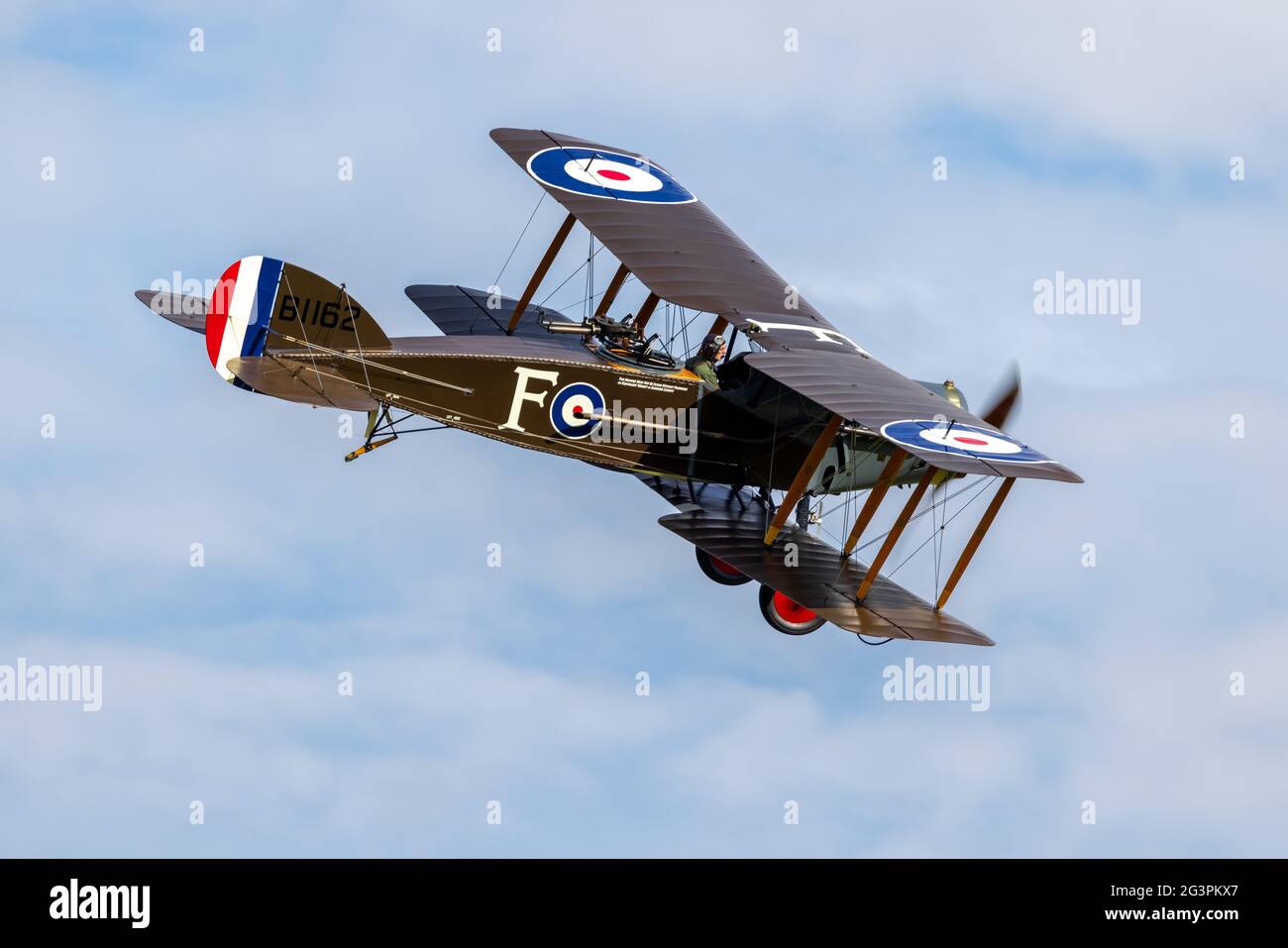 1917 Bristol F.2b Fighter wird am 6. Juni 2021 bei der Airshow des Shuttleworth Flying Festival of Britain in die Luft getragenen Stockfoto