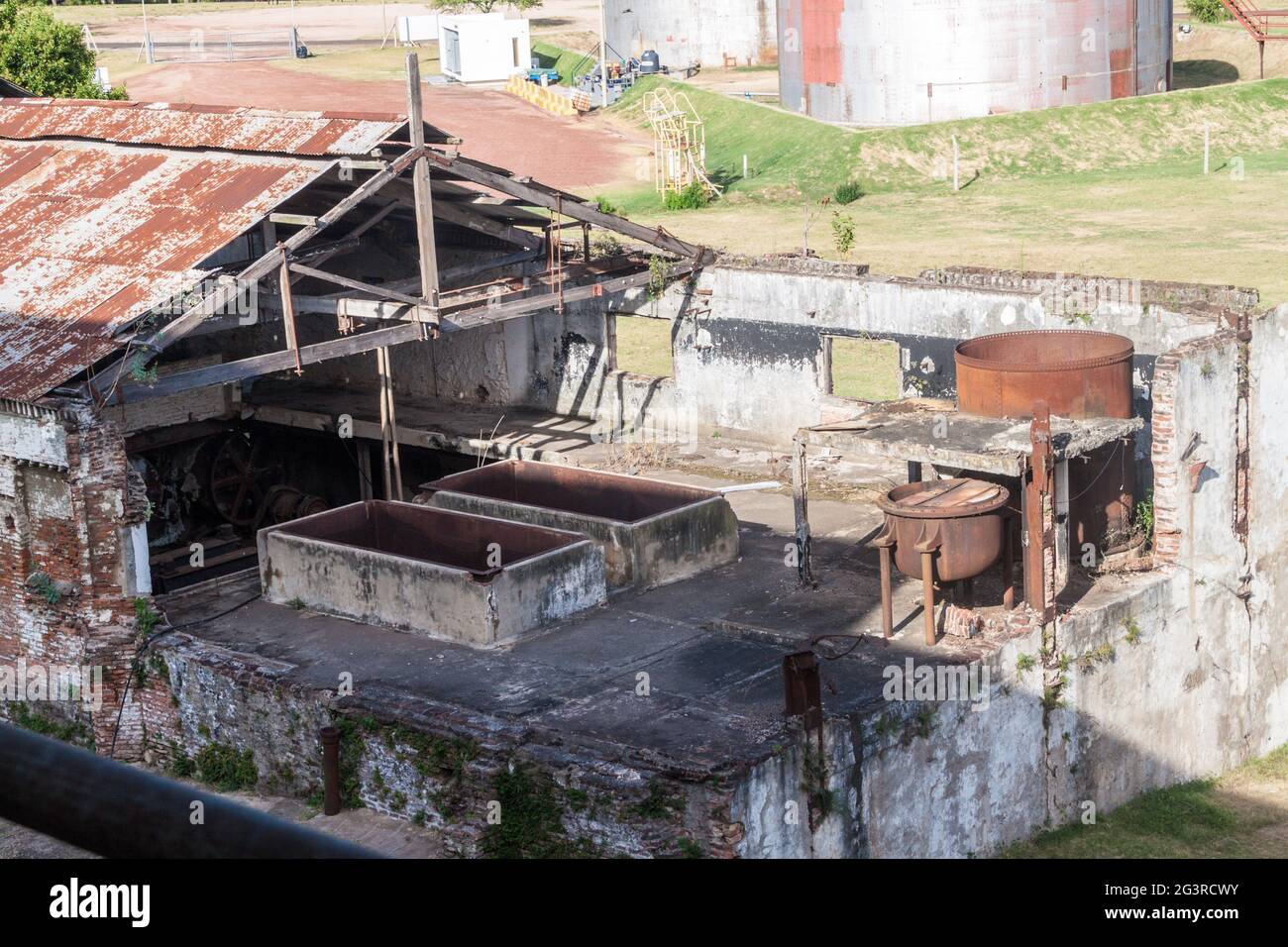 FRAY BENTOS, URUGUAY - 18. FEB 2015: Ehemalige Fleischfabrik, jetzt Museum der industriellen Revolution. Stockfoto