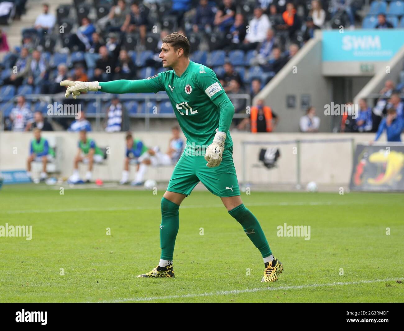 Deutscher Fußballtorwart Sebastian Mielitz FC Viktoria KÃ¶ln DFB 3. Liga Saison 2020-21 Stockfoto