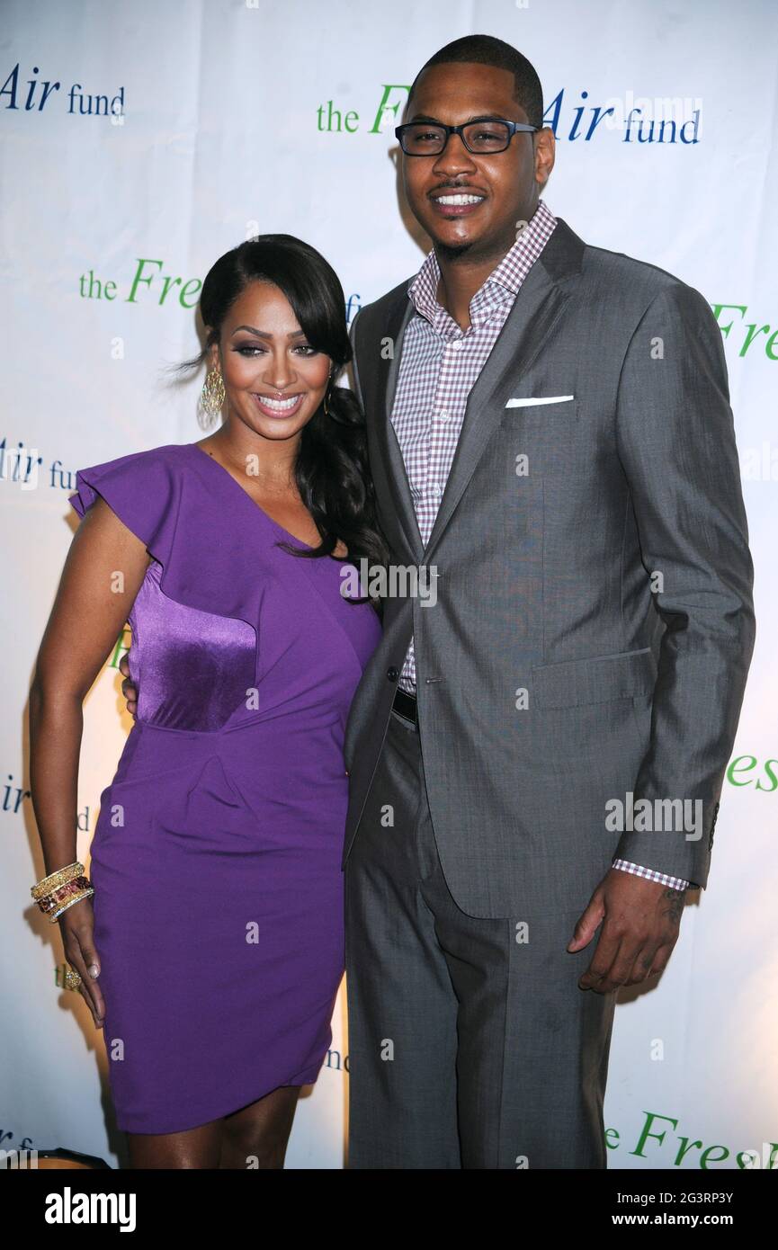 **DATEI FOTO** Lala Anthony meldet Scheidungsantrag von Carmelo Anthony an. Lala Vasquez und Carmelo Anthony beim Fresh Air Fund Salute to American Heroes 2011 am Pier Sixty an den Chelsea Piers in New York City. 2. Juni 2011. Quelle: Dennis Van Tine/MediaPunch Stockfoto