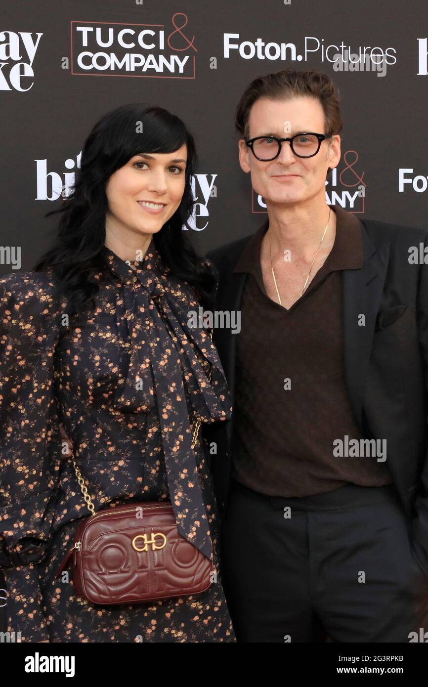 16. Juni 2021, Beverly Hills, CA, USA: LOS ANGELES - 24. MÄRZ: Sarah Lipstate, George Griffith bei der Geburtstagstorte LA Premiere im Fine Arts Theatre am 24. März 2021 in Beverly Hills, CA (Foto: © Kay Blake/ZUMA Wire) Stockfoto