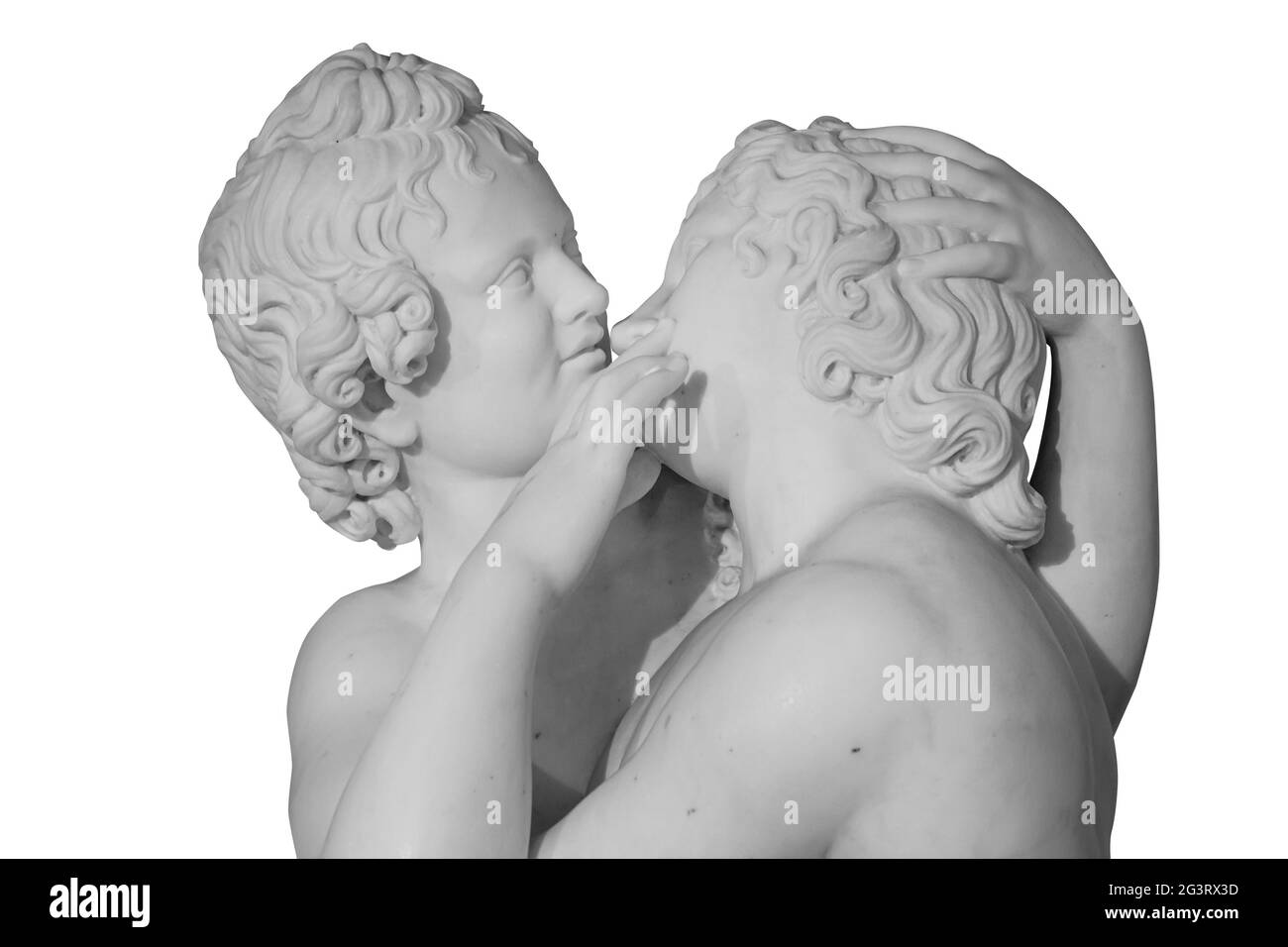 Paar junge Statue küssen, isoliert auf weißem Hintergrund. Kiss Marmor alte Skulptur Stockfoto