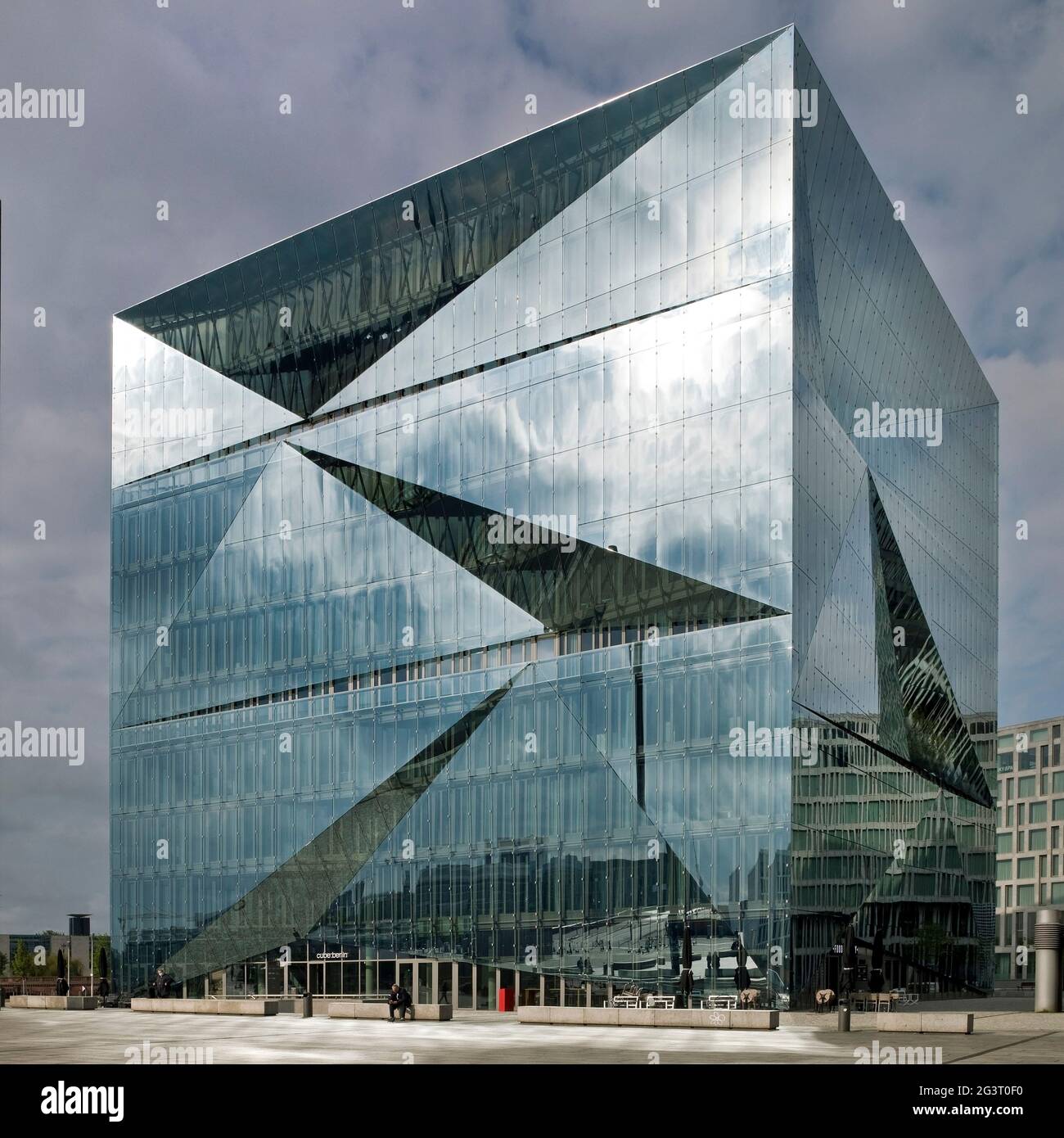 Cube Berlin, kubisches Bürogebäude am Washington Square, Deutschland, Berlin Stockfoto
