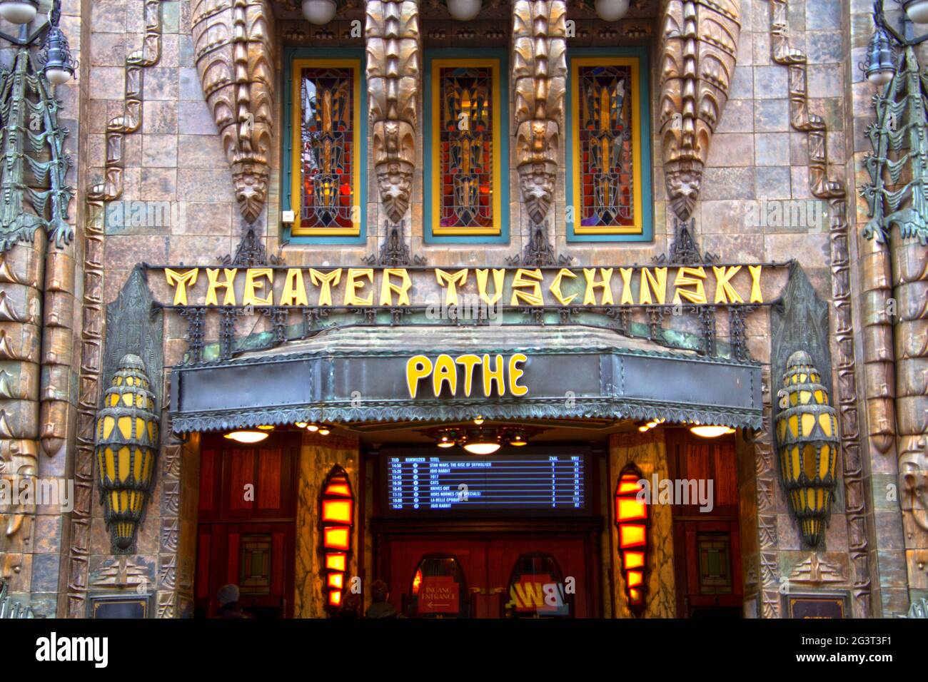 Reguliersbreestraat, Cinema Tuschinski Pathe, Amsterdam, Niederlande Stockfoto