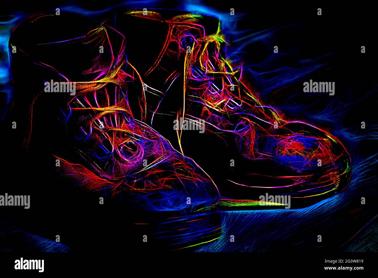 Alte funktionierende Bots aus der Nähe. Illustration von Schuhen mit Neon-Behandlung. Stockfoto
